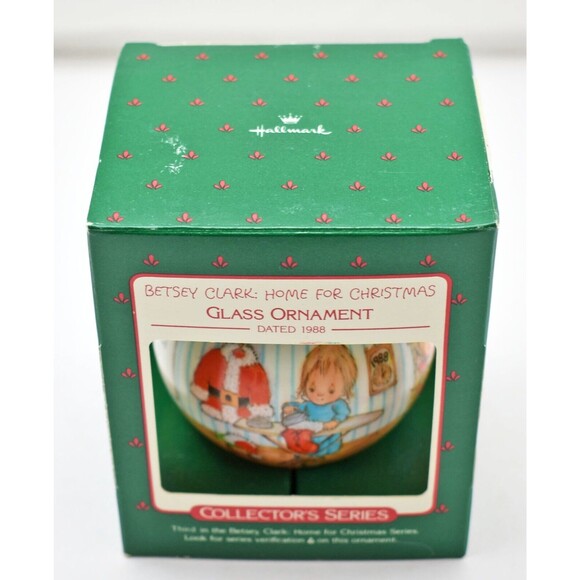 Betsey Clark Home for Christmas Vintage 1988 Glass Keepsake Ornament Hallmark - Picture 4 of 8